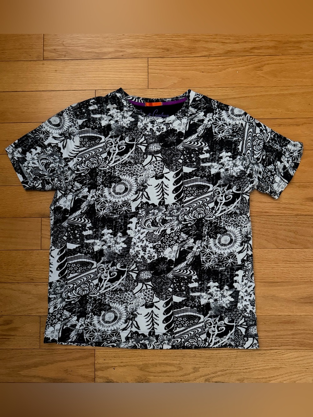 Robert Graham L Black White Abstract Floral Graphic Cotton Tee, Eclectic